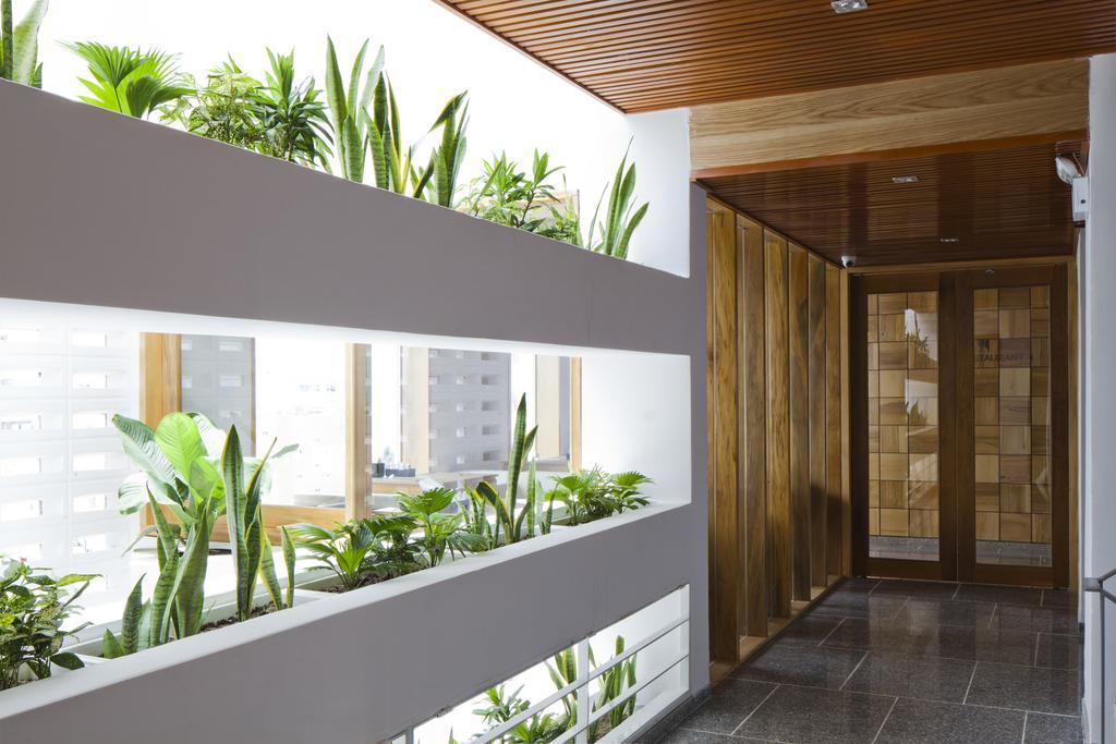 Holiday Hotel Nha Trang Exterior foto