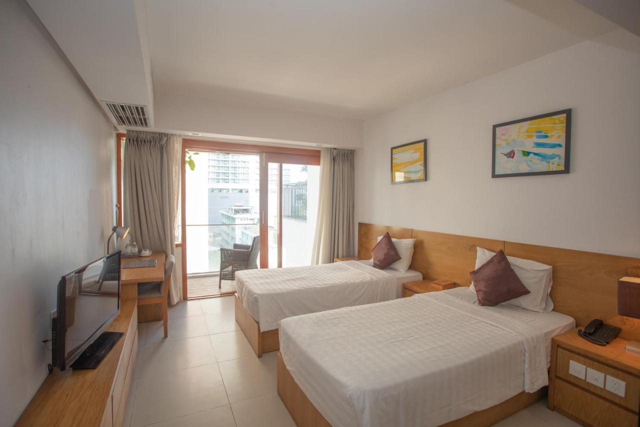 Holiday Hotel Nha Trang Exterior foto
