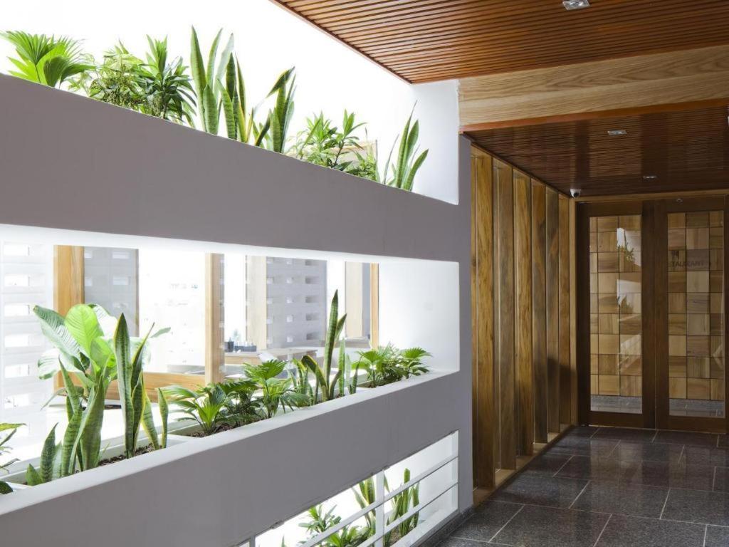 Holiday Hotel Nha Trang Exterior foto