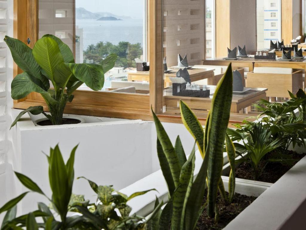 Holiday Hotel Nha Trang Exterior foto