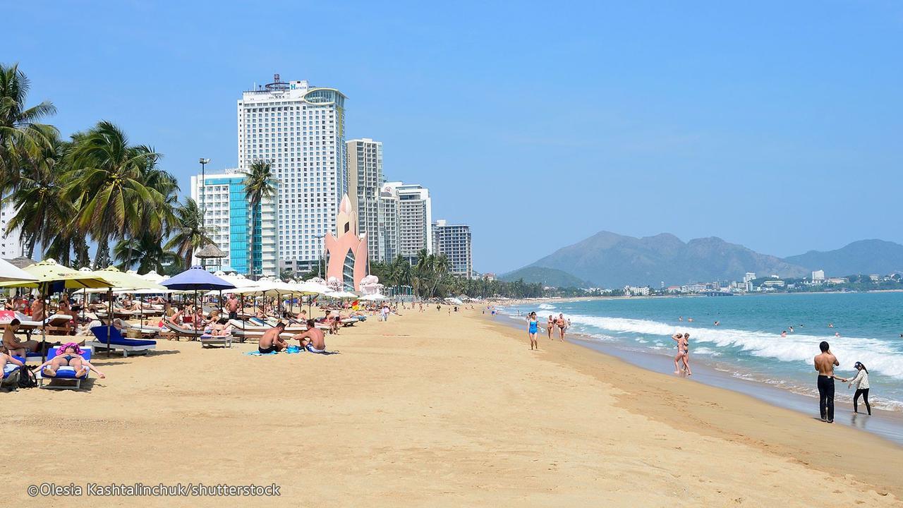 Holiday Hotel Nha Trang Exterior foto